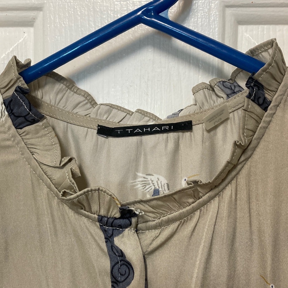 T Tahari Light Tan Blouse with Artistic Design - Picture 6 of 11